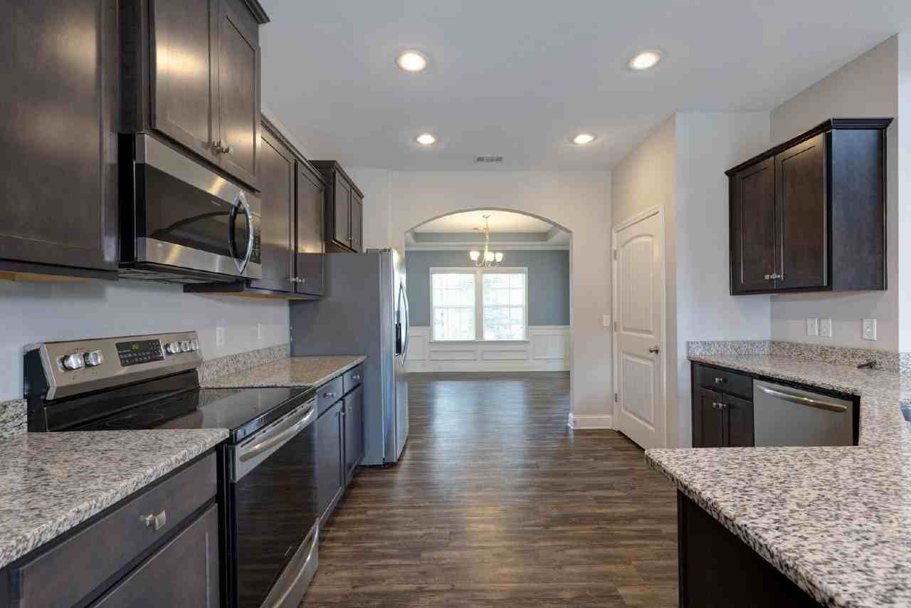 7124 Double Pine Ct - Photo 4 of 39