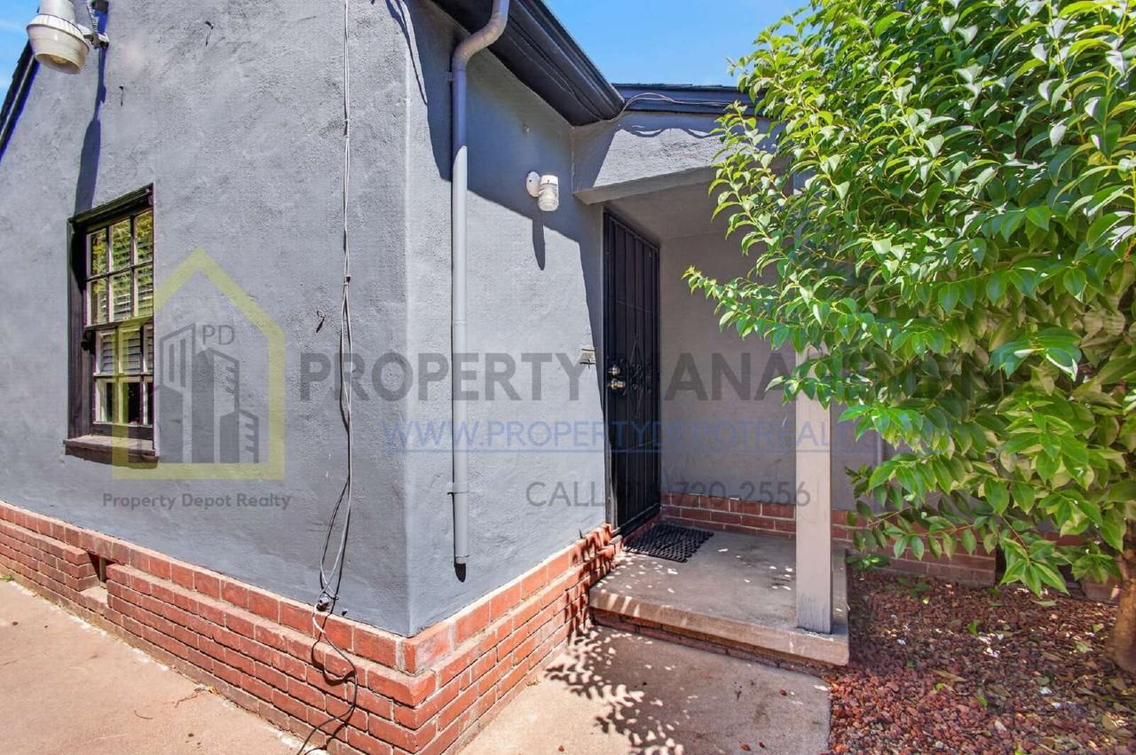 3230 W St - Photo 2 of 25