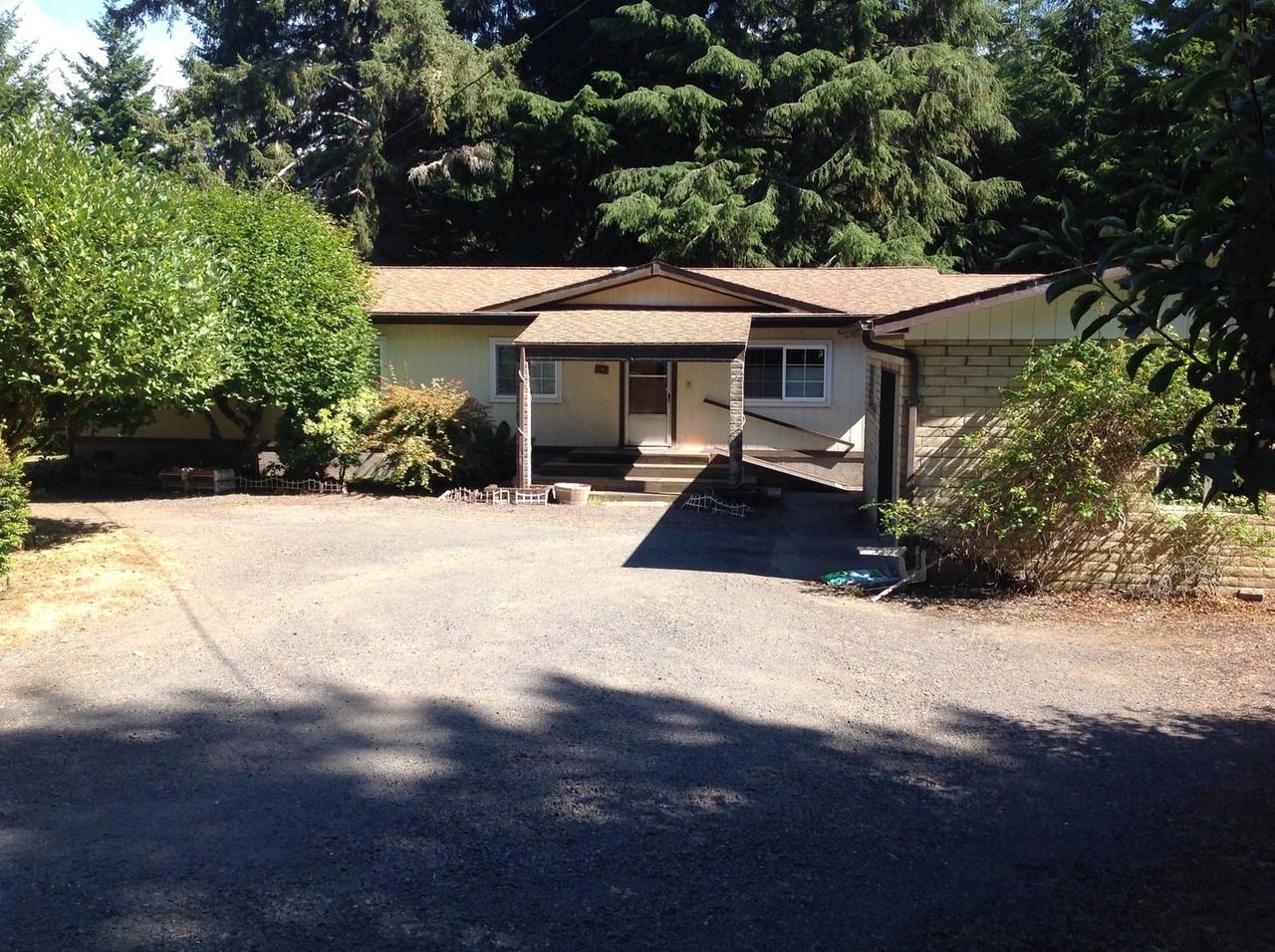 63352 Sierra Rd - Photo 2 of 10