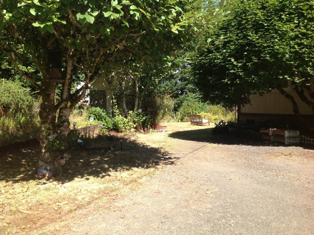 63352 Sierra Rd - Photo 4 of 10