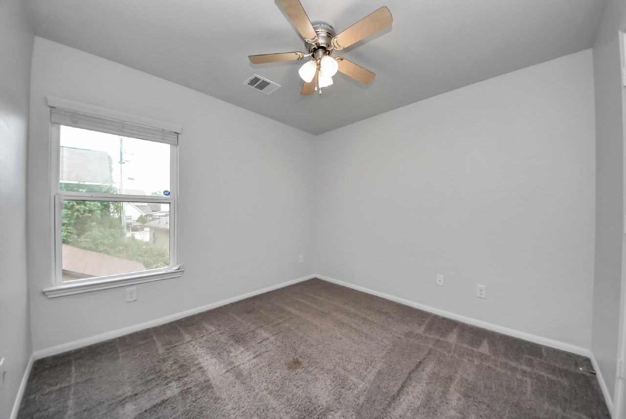 16692 E Ivanhoe - Photo 4 of 36