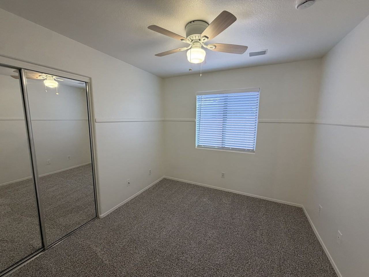 3816 S 74th Dr - Photo 5 of 31