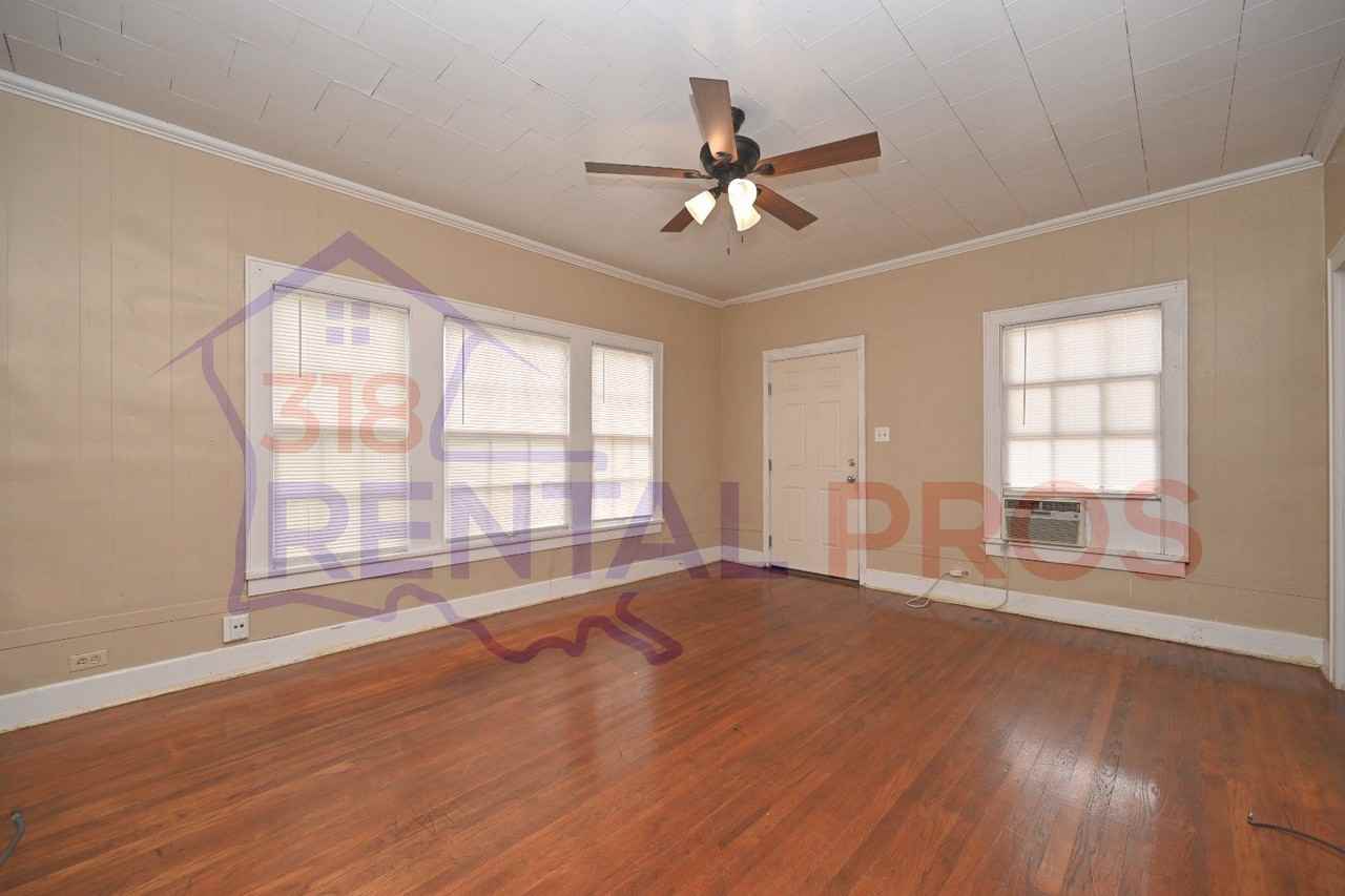 706 Cooktown Rd - Photo 4 of 16