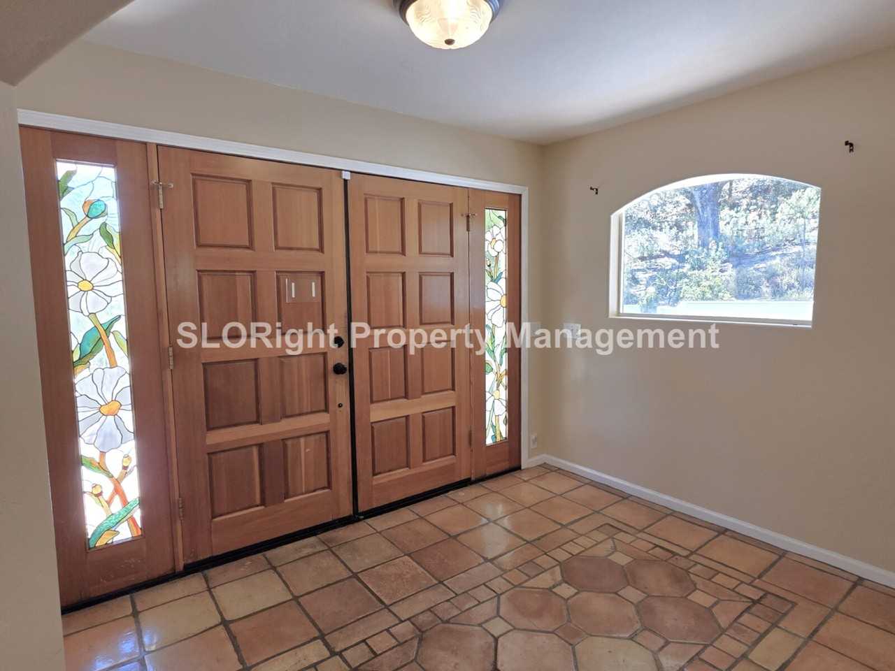 10480 Santa Ana Rd - Photo 4 of 23