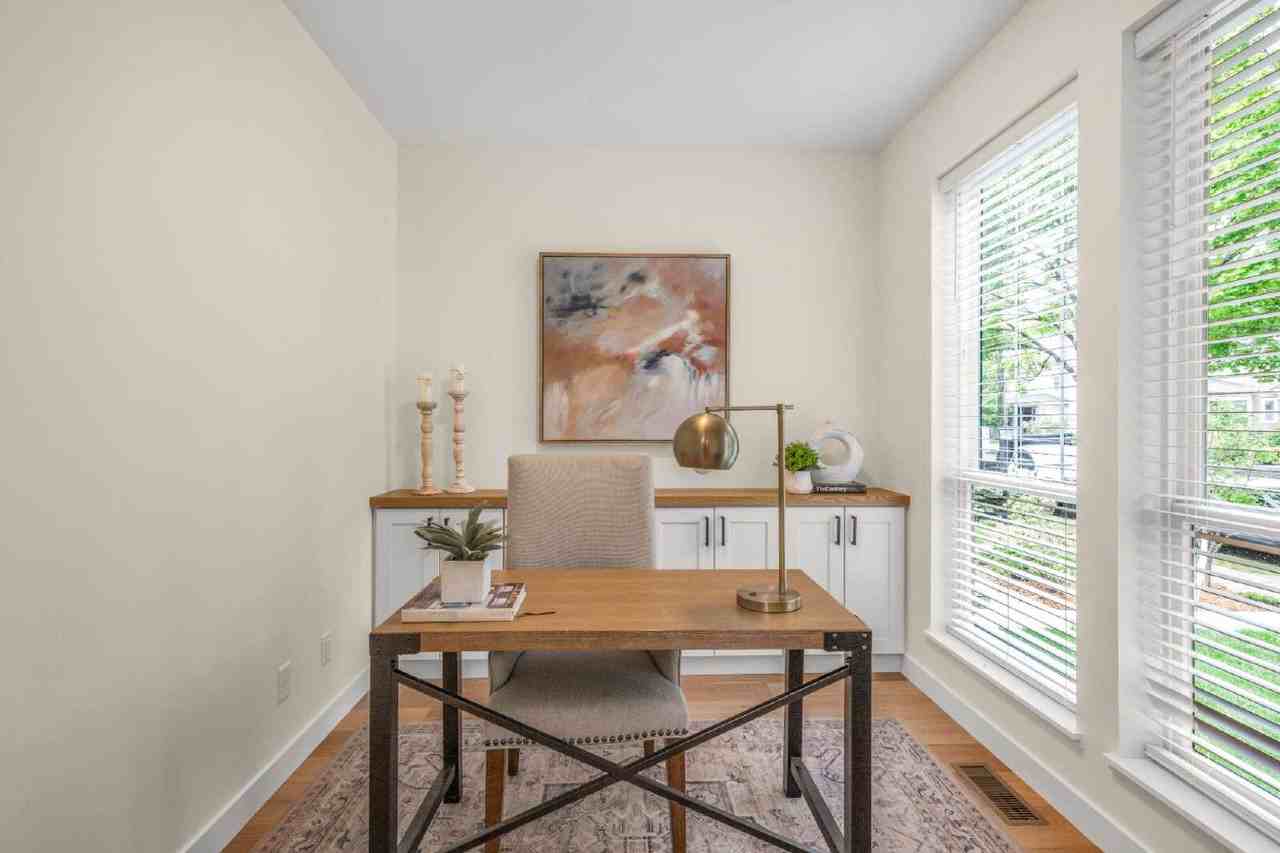 3213 Holmes Ave S - Photo 5 of 47
