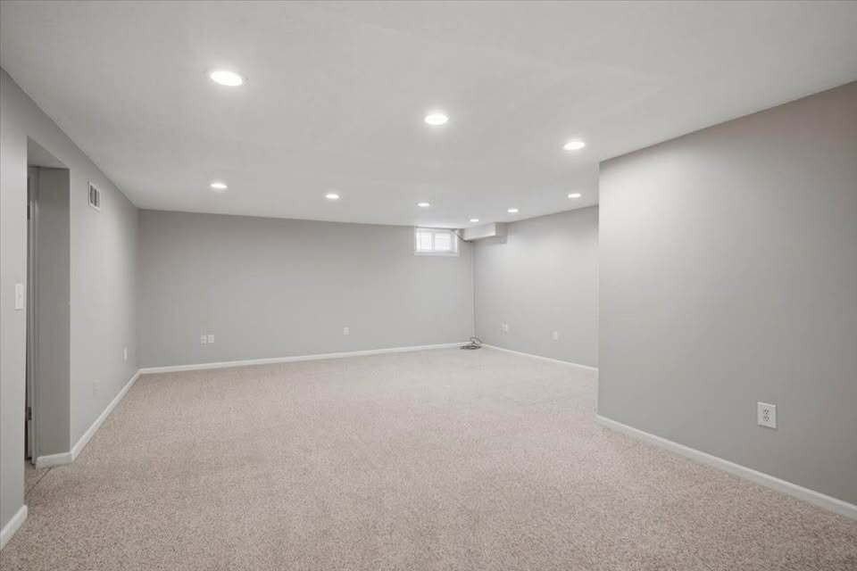 3355 Eccles Ave #2 - Photo 4 of 12