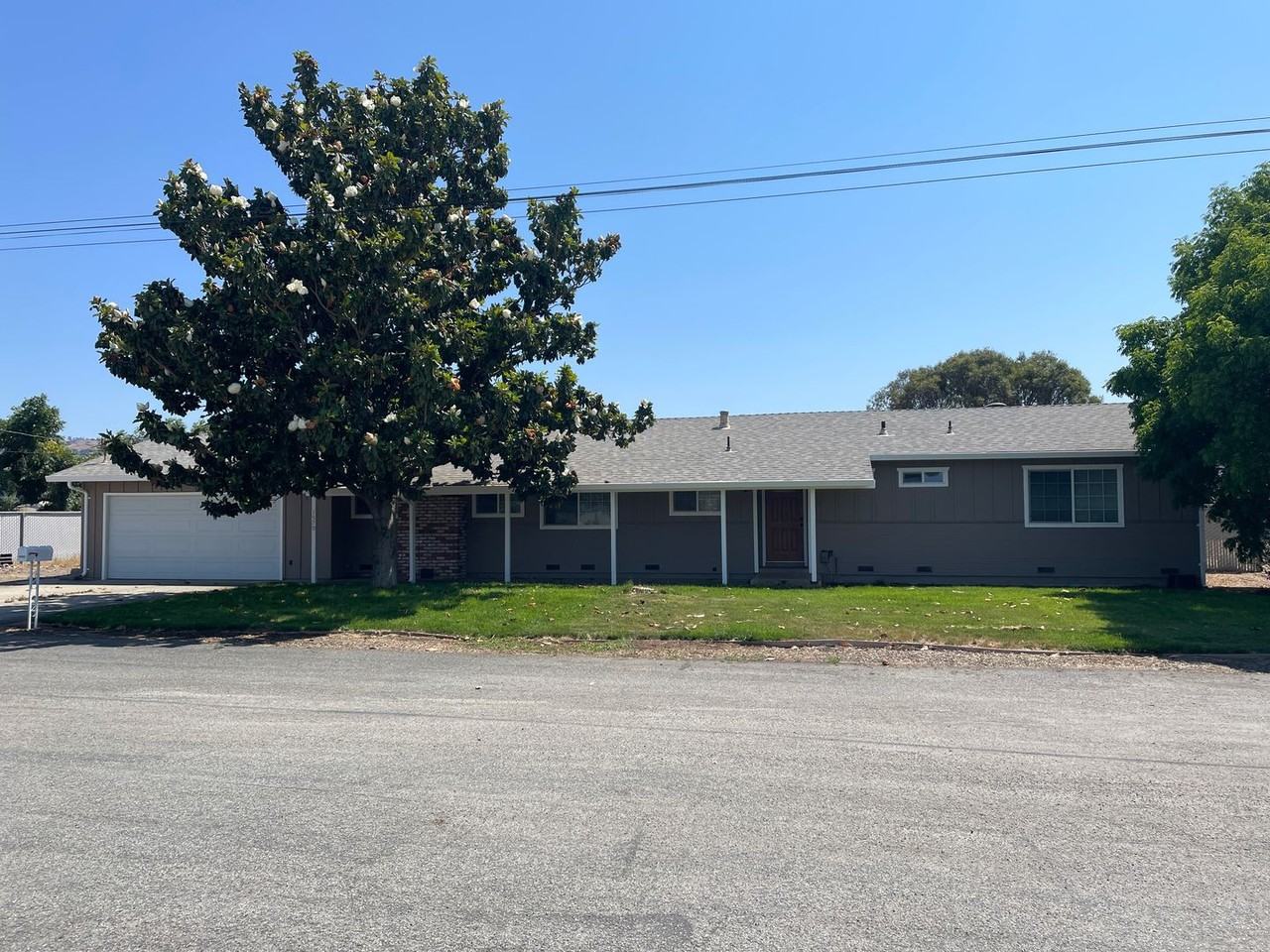 1570 Camille Ct