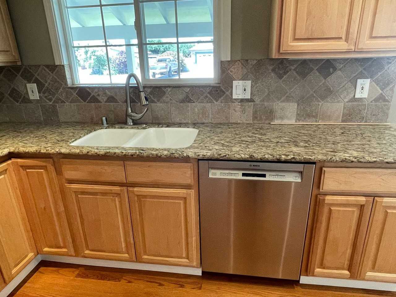 1570 Camille Ct - Photo 7 of 20