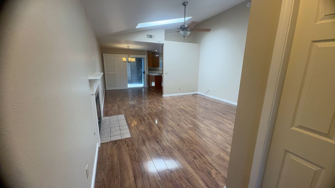 1617 Cashmere Dr - Photo 2 of 16