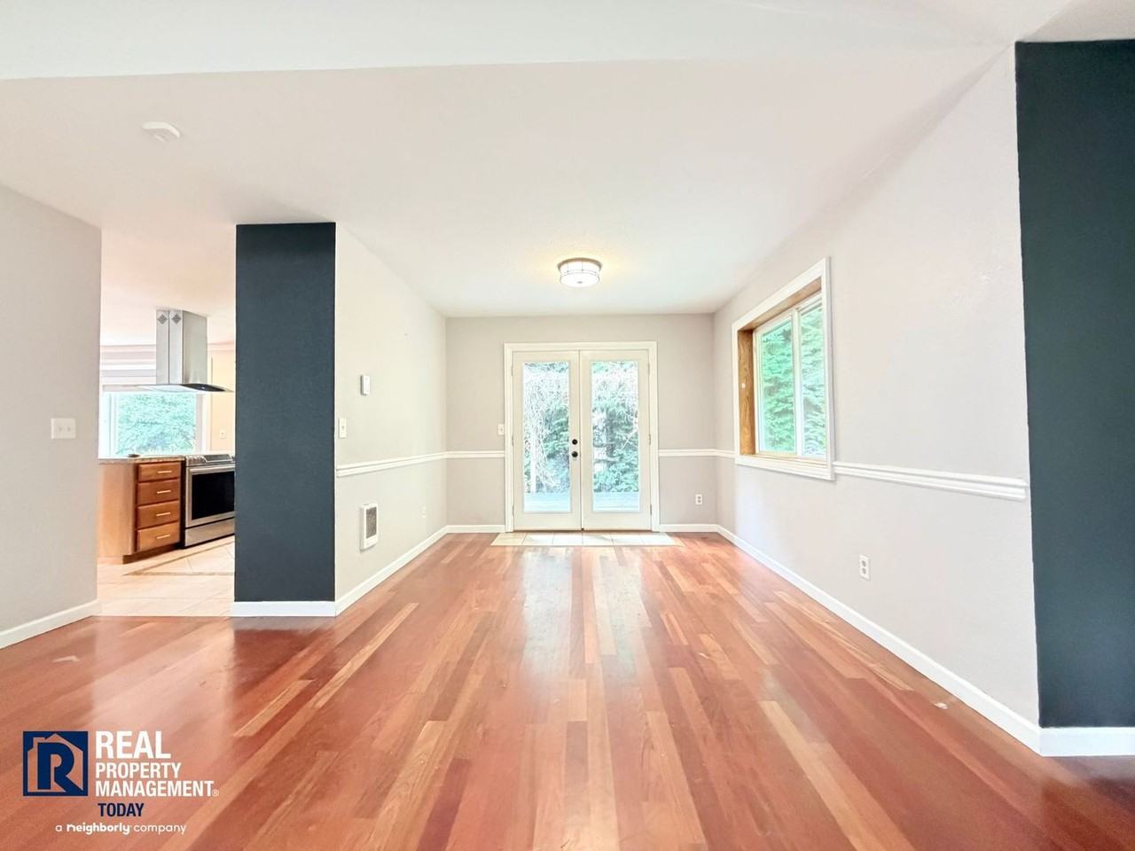 6010 122nd St E - Photo 5 of 29