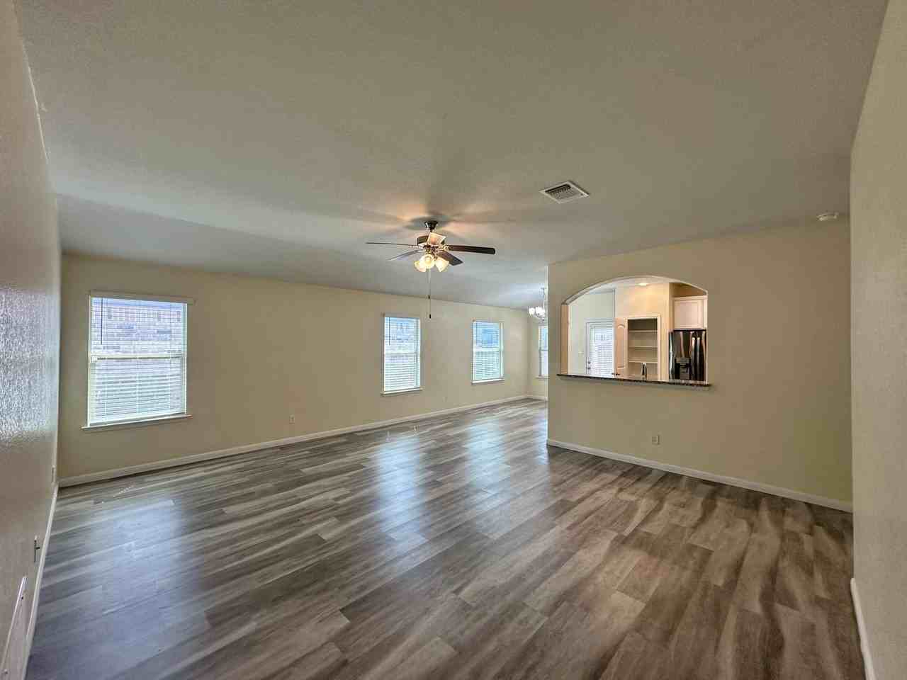 3318 Aubree Katherine Dr - Photo 2 of 28