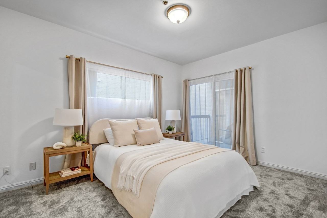 1921 Malcolm Ave #201 - Photo 5 of 12