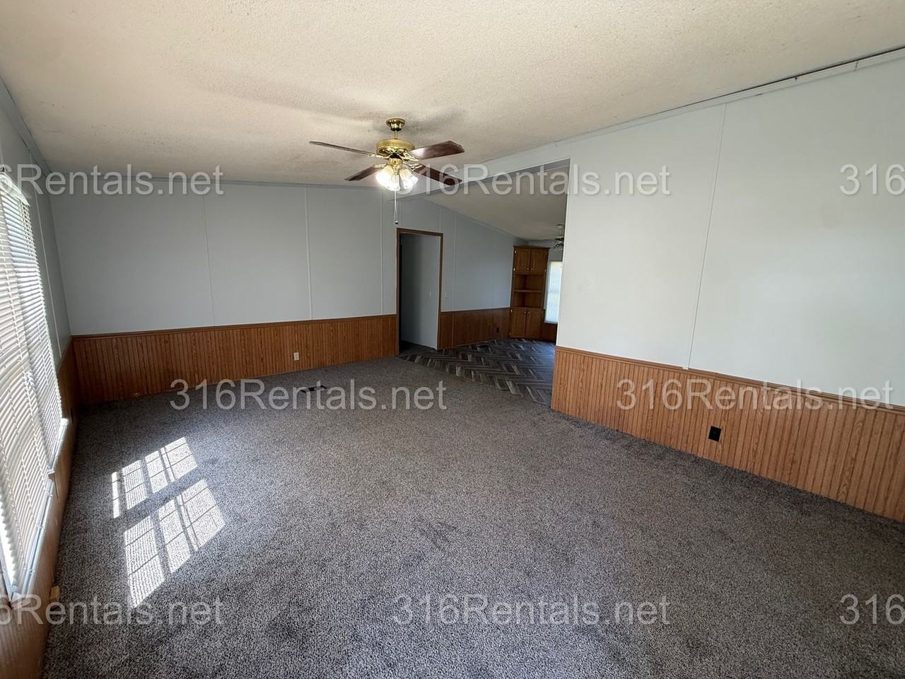 800 W 81st St S - Photo 4 of 19
