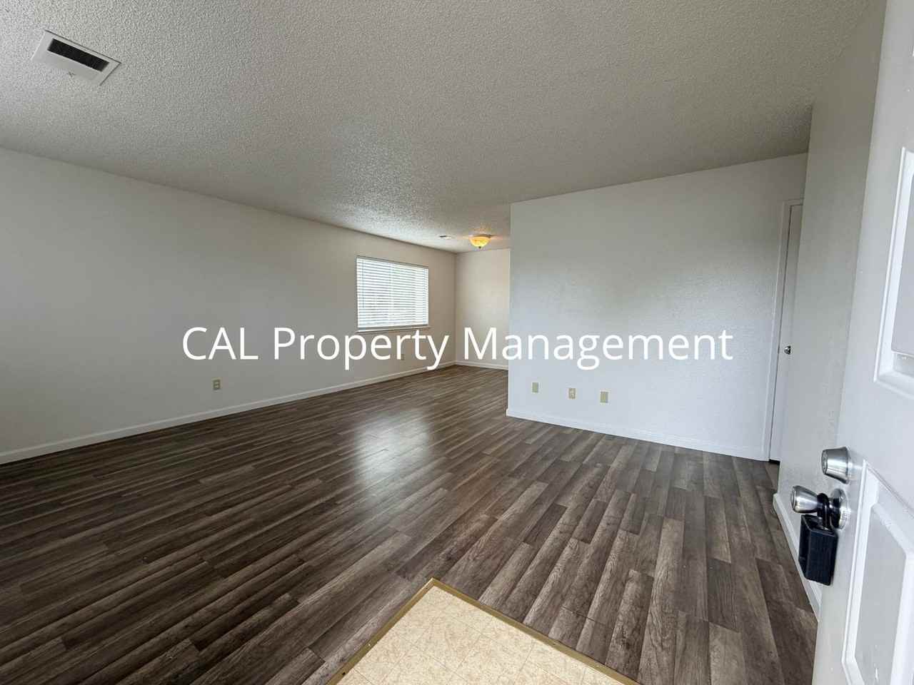1791 Cherokee Dr #4 - Photo 2 of 17