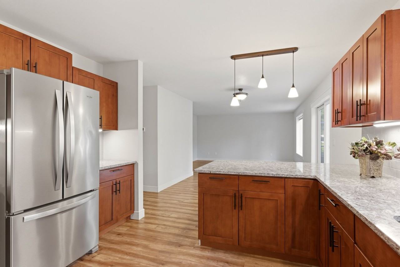8645 Evergreen Dr Ne - Photo 4 of 46
