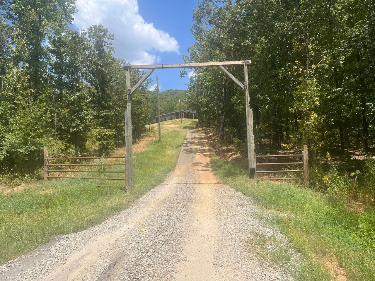 176 Round Mountain Rd - Photo 2 of 24
