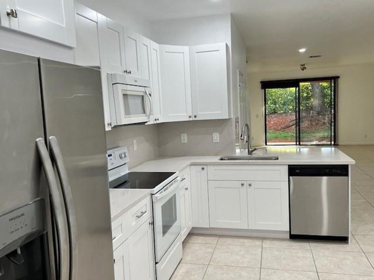 4150 4150 Forest Dr th 4150 - Photo 7 of 31