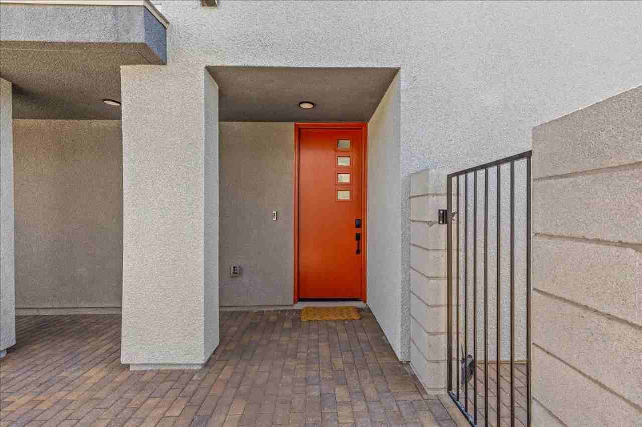 10489 Mountain Aster Ave - Photo 3 of 21