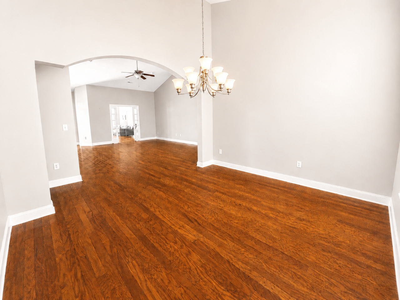 9181 Abingdon Dr - Photo 5 of 48
