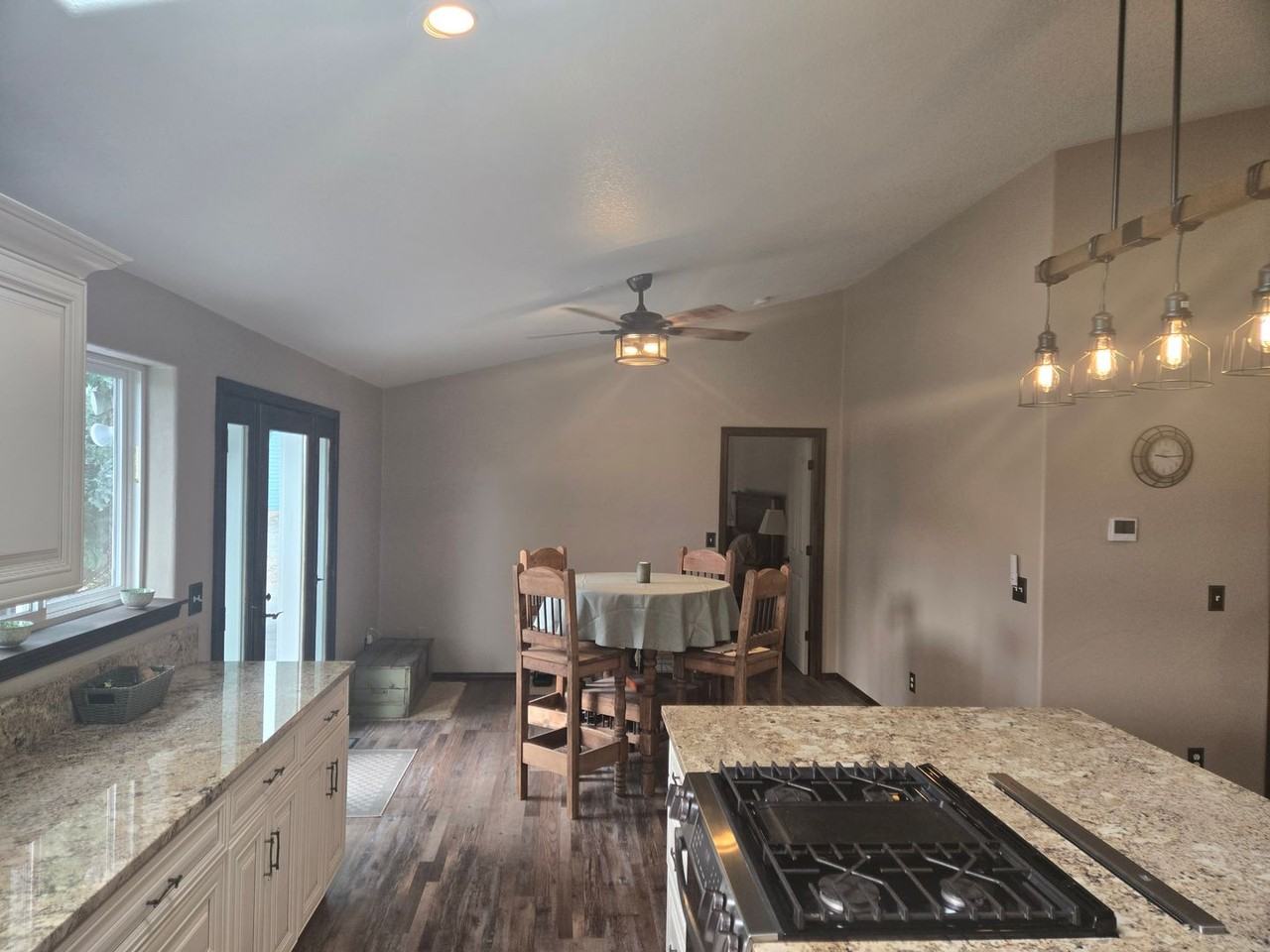 6762 Nw Larch Dr - Photo 5 of 30