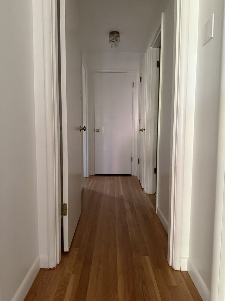 2425 Sw 19th Ave #1 - Photo 5 of 24