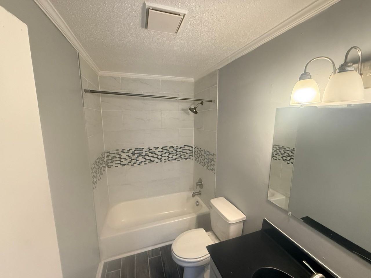 11008 Hunter Trail Ln - Photo 6 of 25