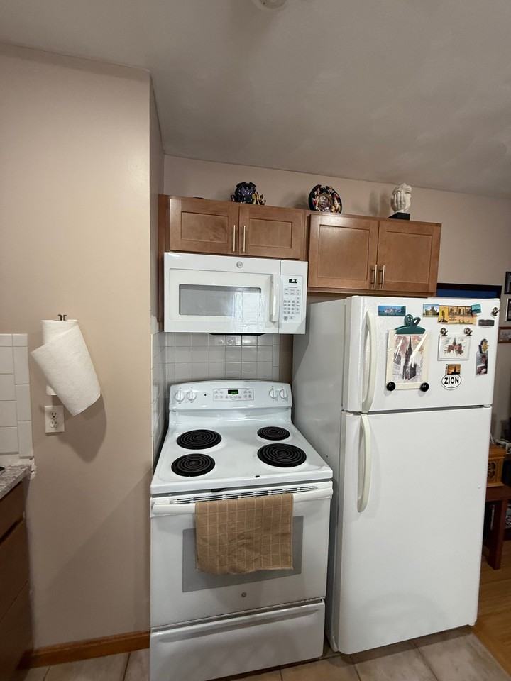22 Lawrence St #2L - Photo 5 of 9