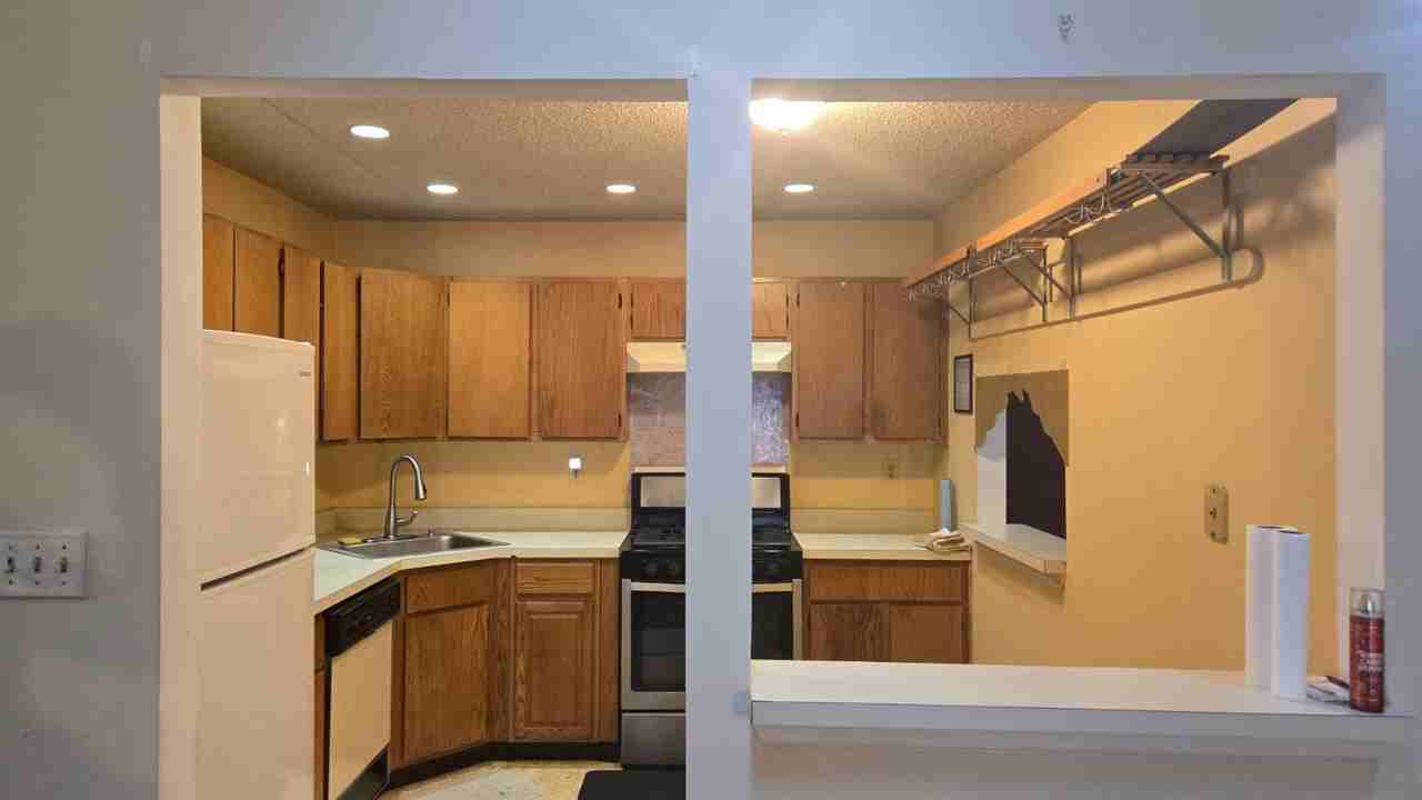 48 Mendrey Ct - Photo 3 of 13