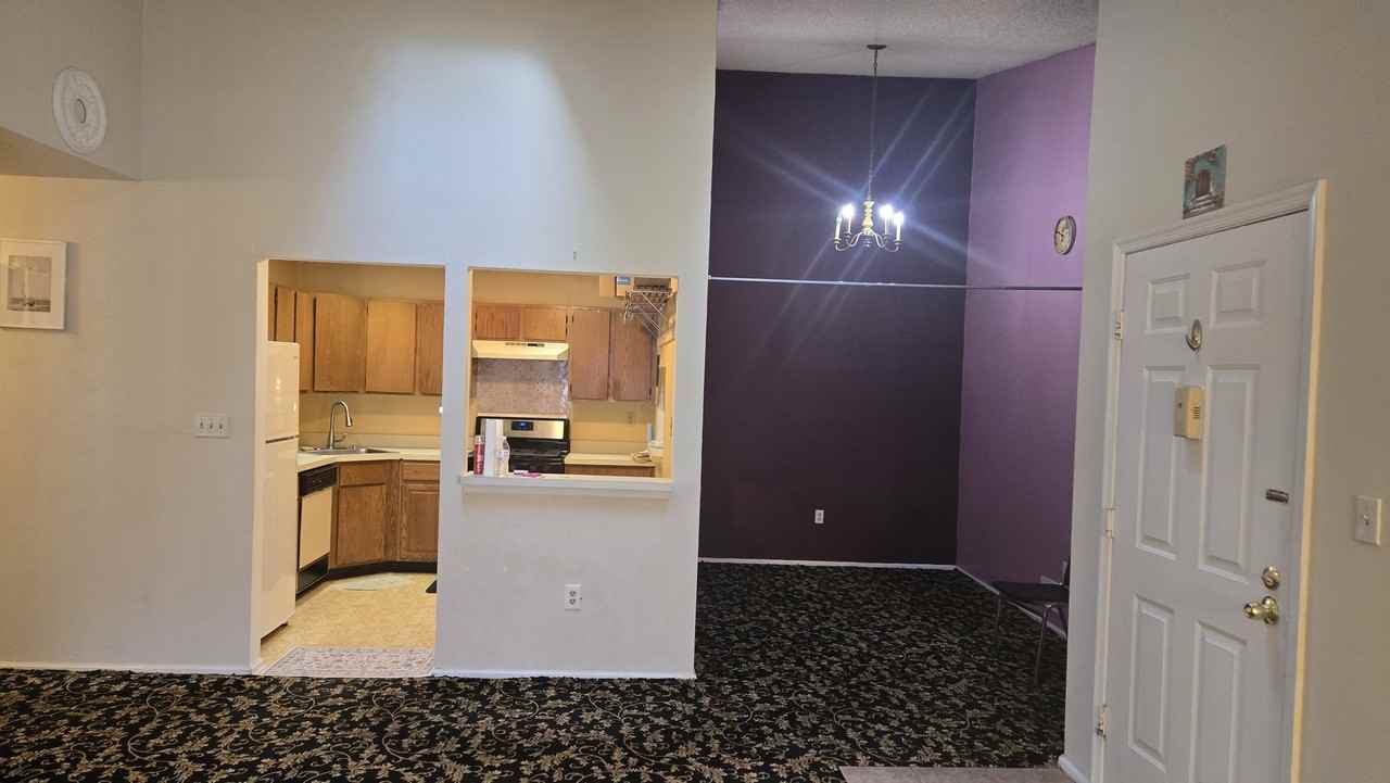 48 Mendrey Ct - Photo 5 of 13