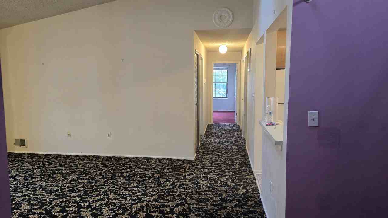 48 Mendrey Ct - Photo 6 of 13