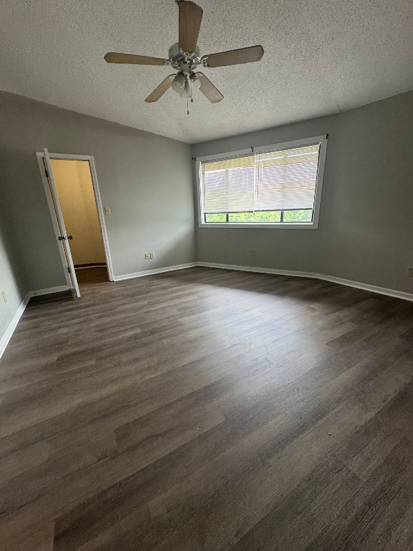 284 Knoll Dr #200 - Photo 6 of 12
