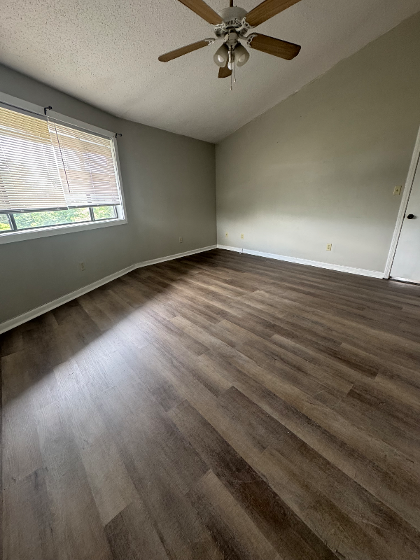 284 Knoll Dr #200 - Photo 7 of 12