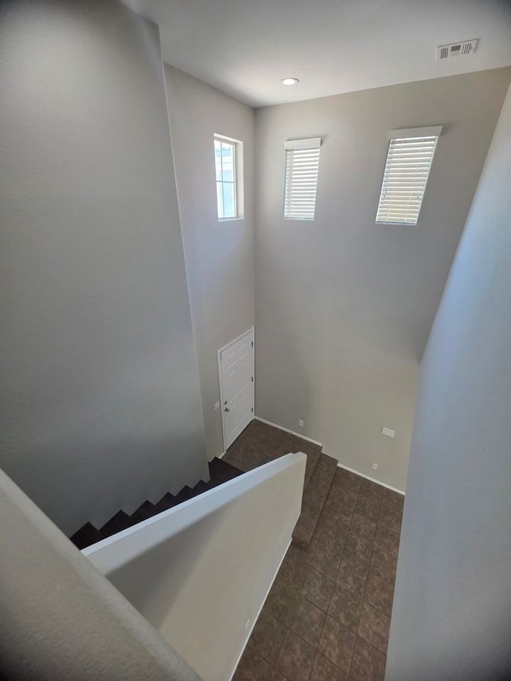 1615 Legato Falls St - Photo 3 of 15