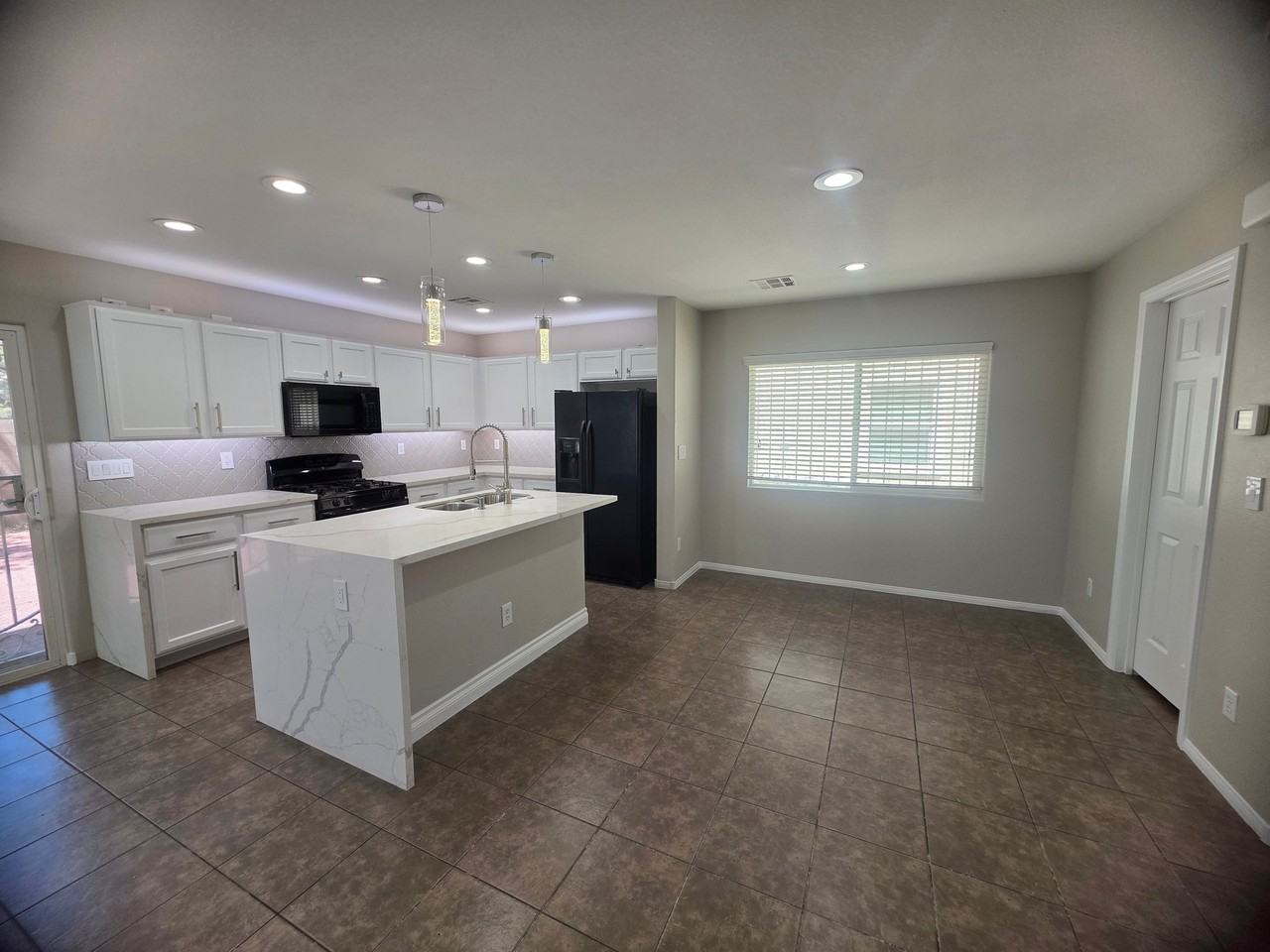 1615 Legato Falls St - Photo 6 of 15