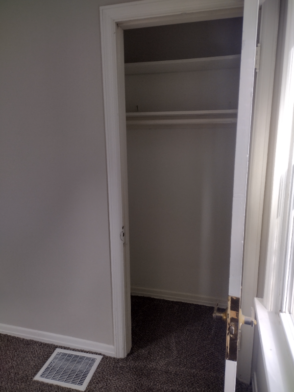 629 Grand Ave - Photo 6 of 14