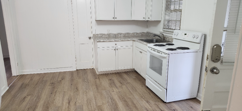 1806 Nc Highwayn - Photo 2 of 12