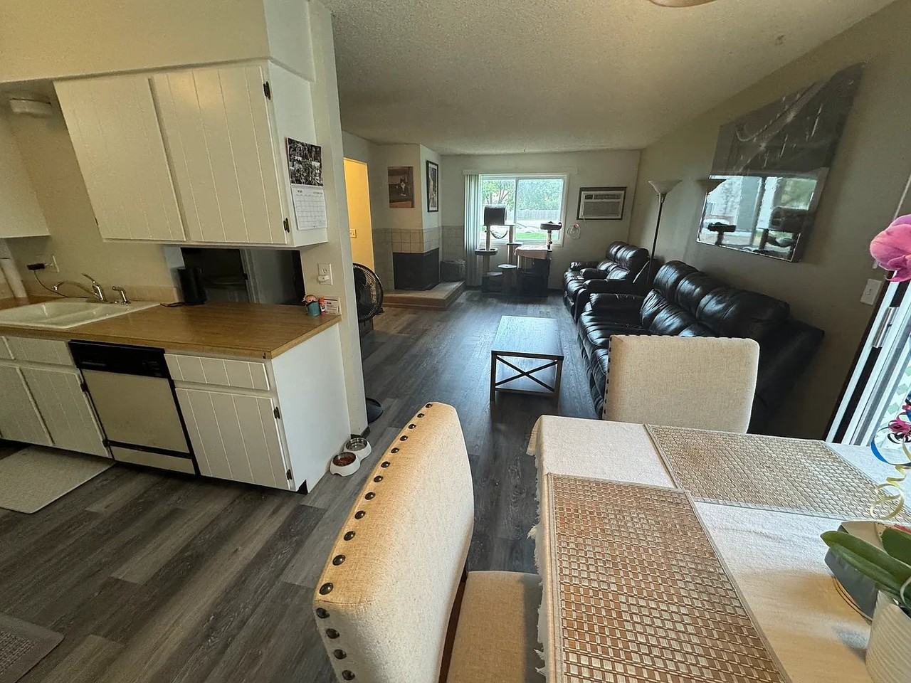 2631 Davidson Dr - Photo 2 of 9