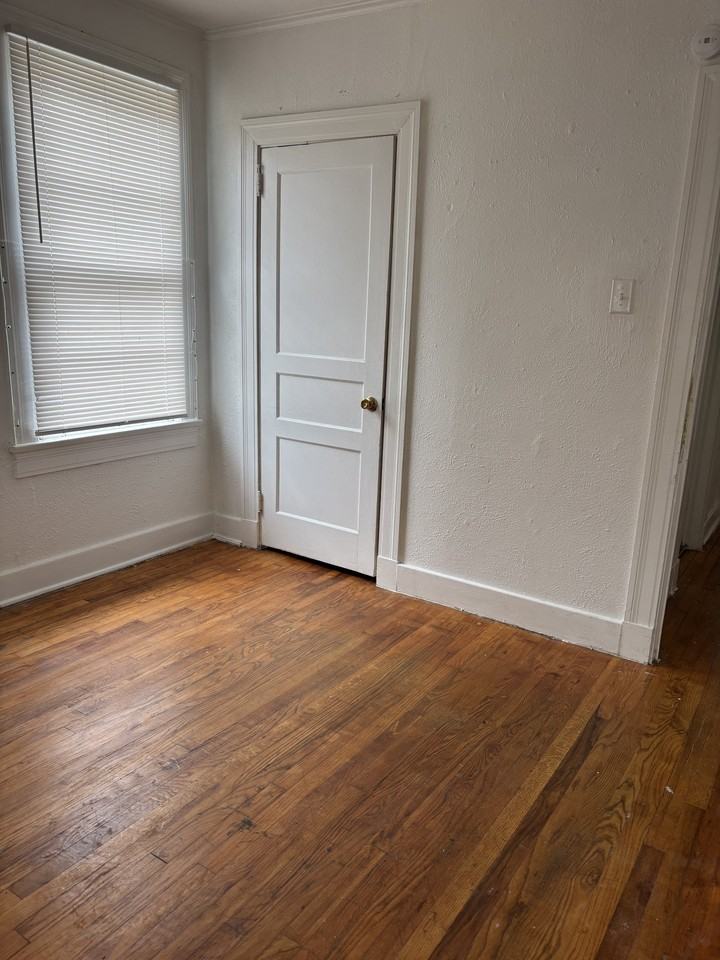 2680 North Blvd #3 - Photo 4 of 11