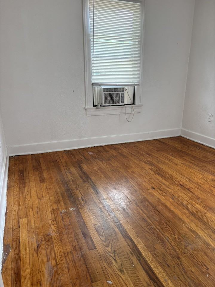 2680 North Blvd #3 - Photo 5 of 11
