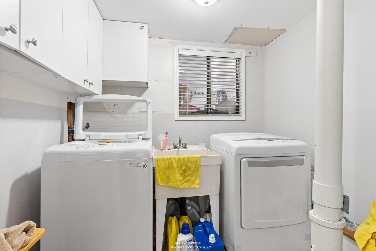 11394 86A Avenue - Photo 5 of 8