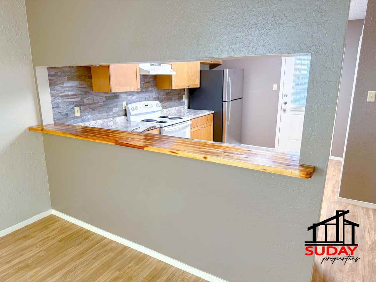 209 205, 207,Fletcher Dr #207D - Photo 4 of 12