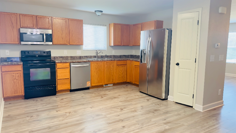 19404 X St - Photo 5 of 20