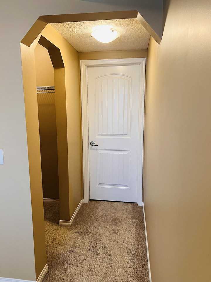 115 Prestwick Villas Se - Photo 4 of 13