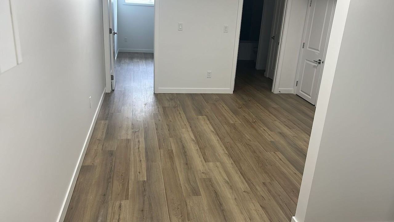 3724 213 St Nw - Photo 7 of 10