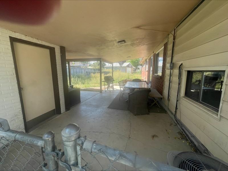 1517 W Mango Rd - Photo 7 of 12