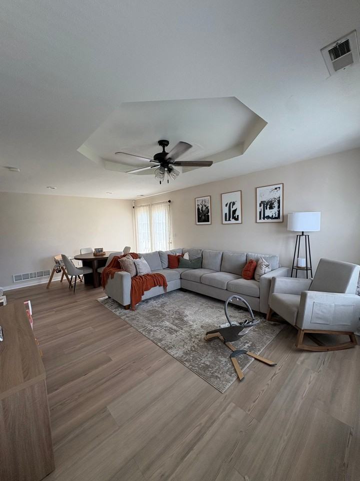 113 Serd, #B - Photo 2 of 23