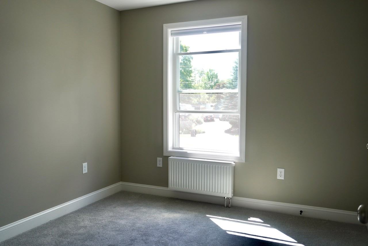 371 Lincoln St #1B - Photo 5 of 11