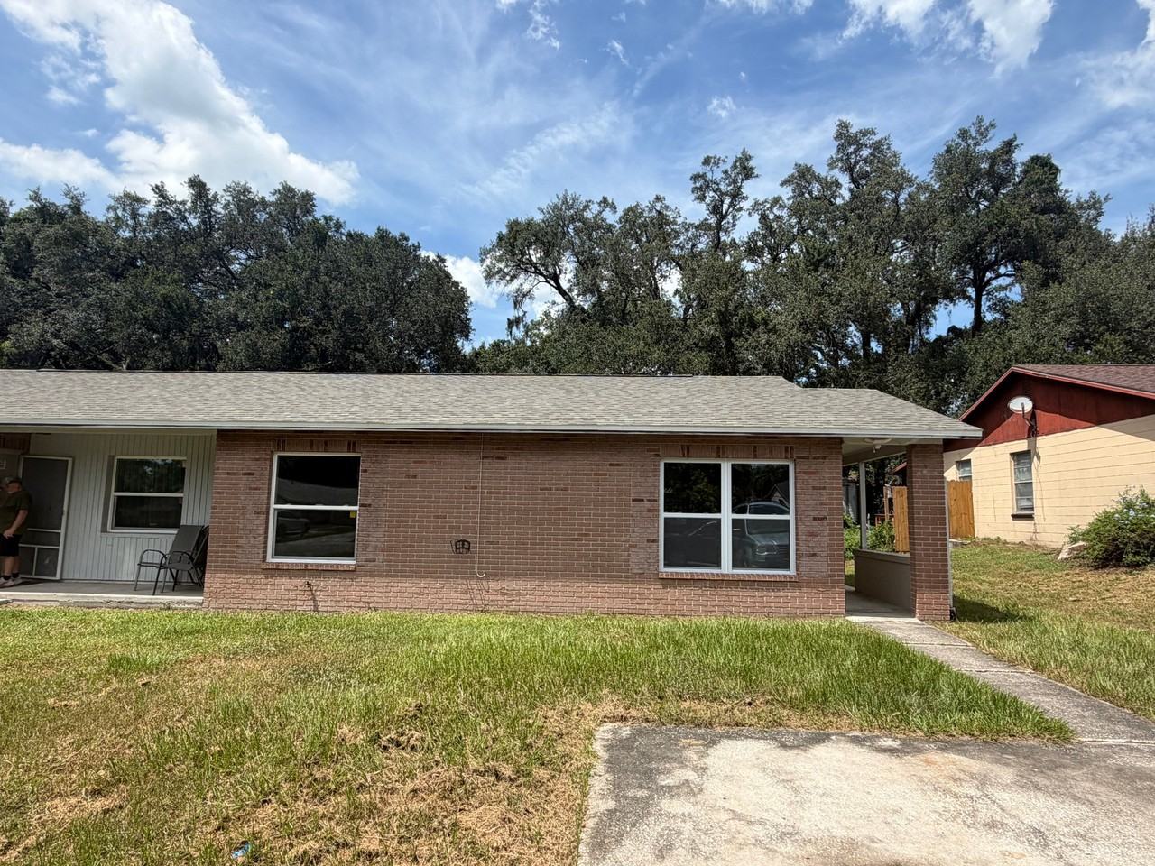 11510 Valencia Dr #B - Photo 2 of 14