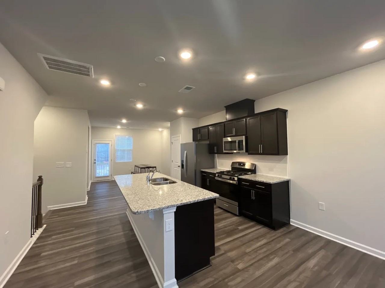 2529 Chert Ln - Photo 3 of 16