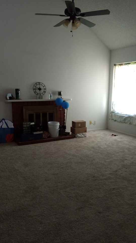 21631 Grovepark Dr - Photo 6 of 24